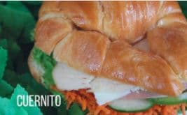 Cuernito Preparado + Jugo de Naranja 500 Ml