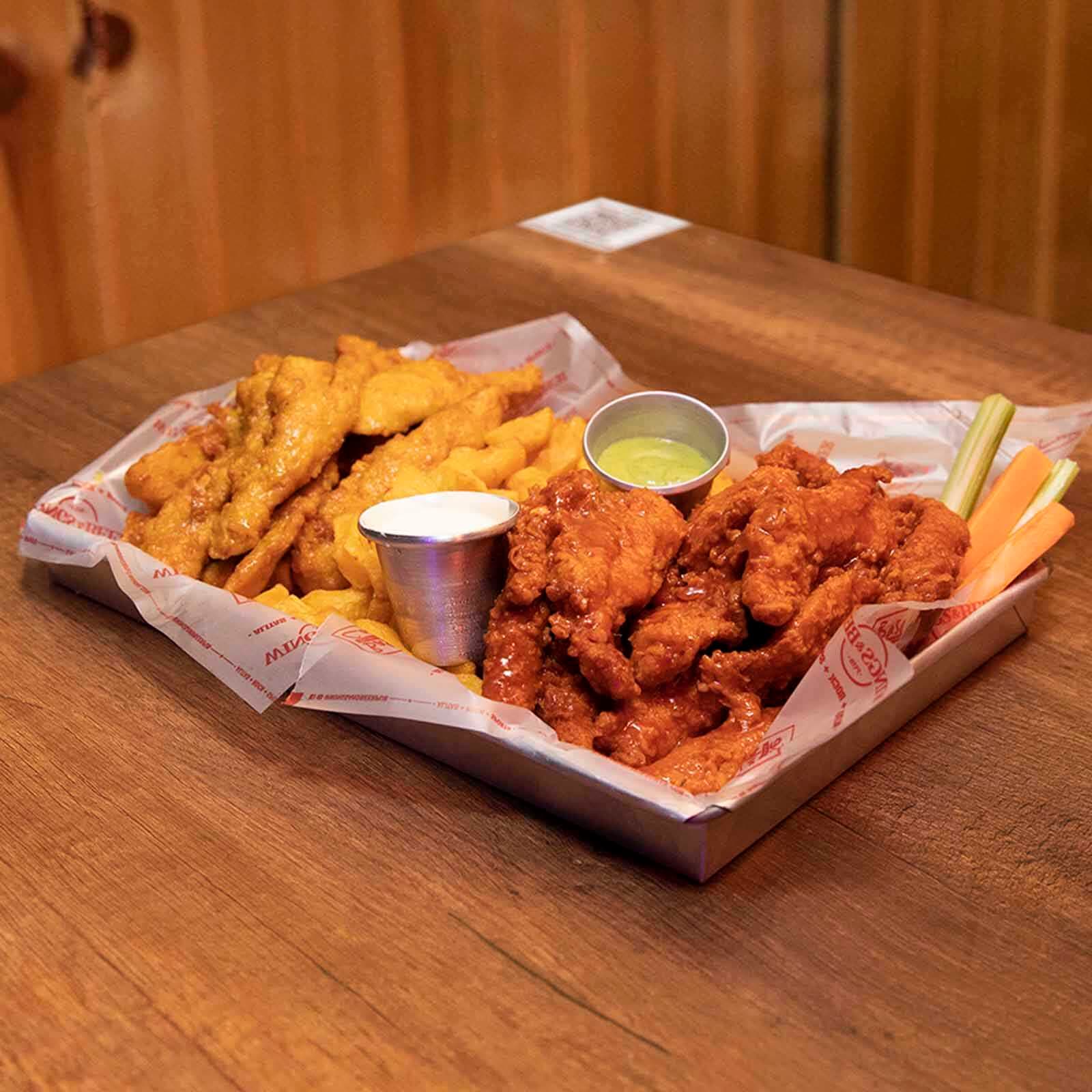 Combo 3 Boneless con Papas Criollas x 24 uds