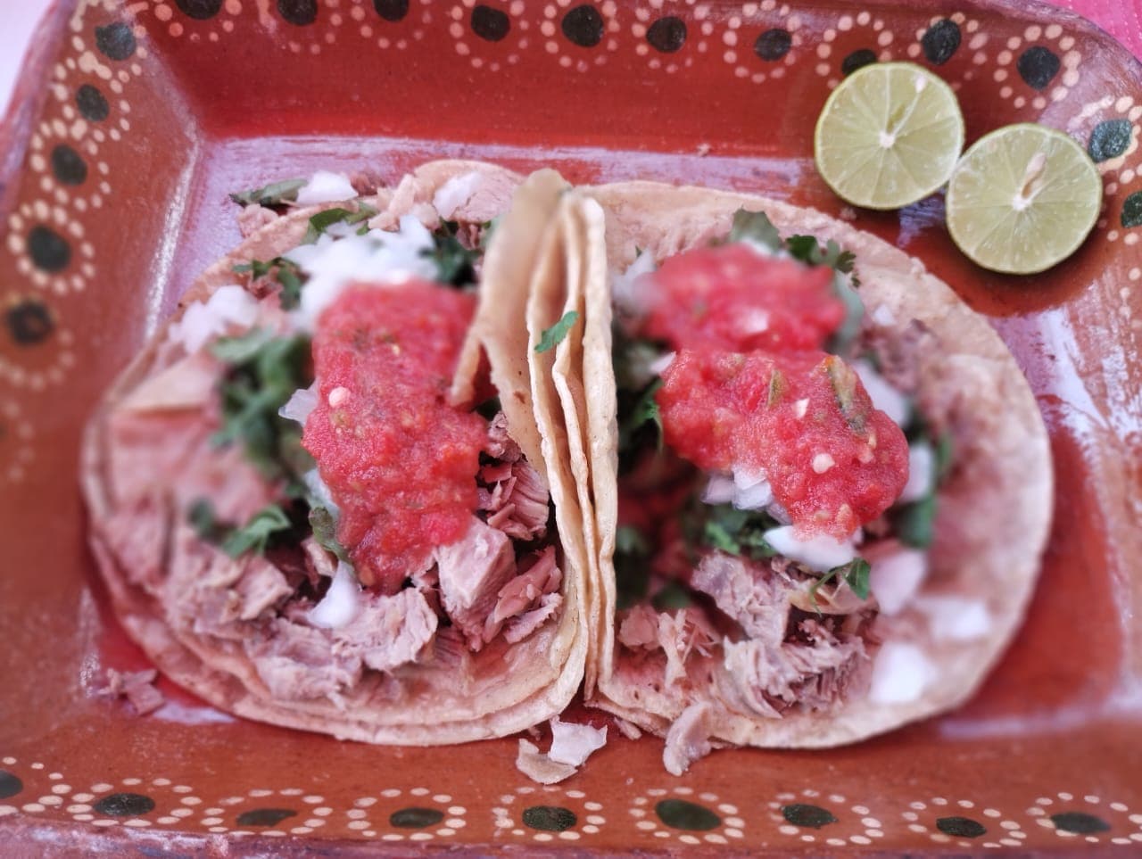Taco Blandito de Carnitas