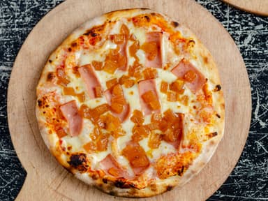 Piza hawaiana + Coca Cola de 250 ml