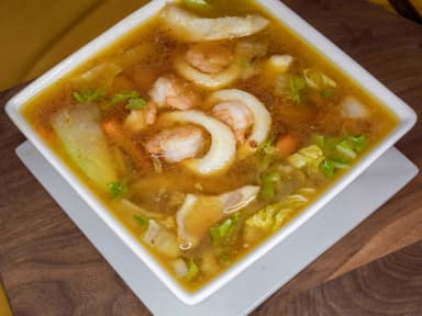 2 Sopa de Pollo