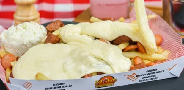 Salchipapa Especial