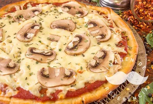 Pizza Tradicional Champiñones