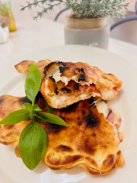 Calzone Margarita