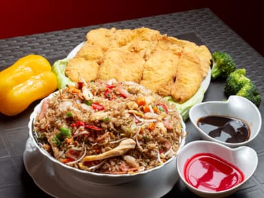 Arroz Chino con Chuleta Mega