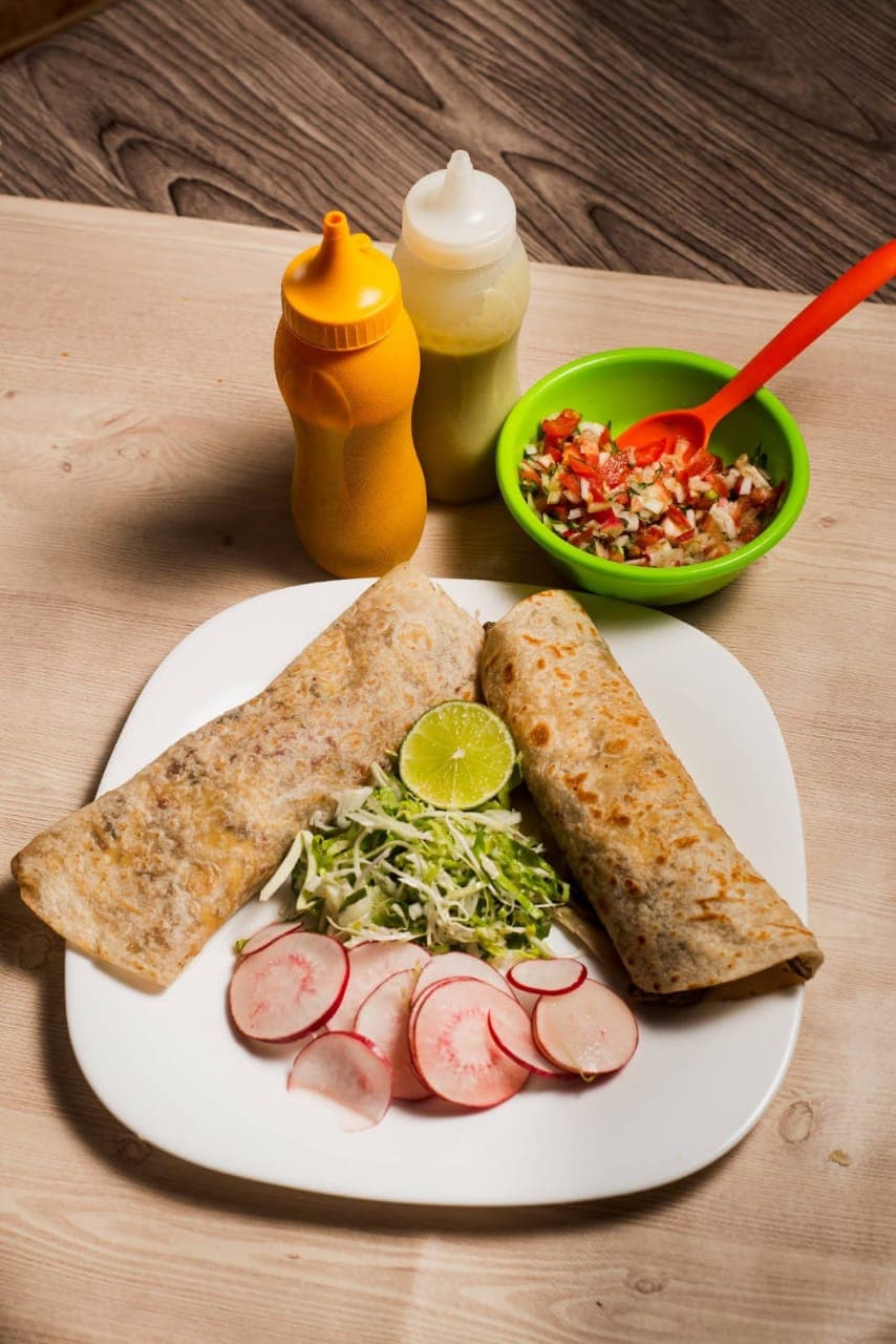 Taco de Harina de Asada