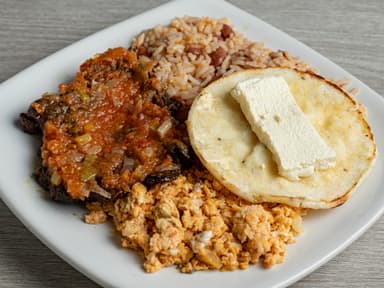 Calentado de Hígado Encebollado