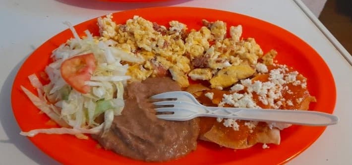 Huevos con Machado