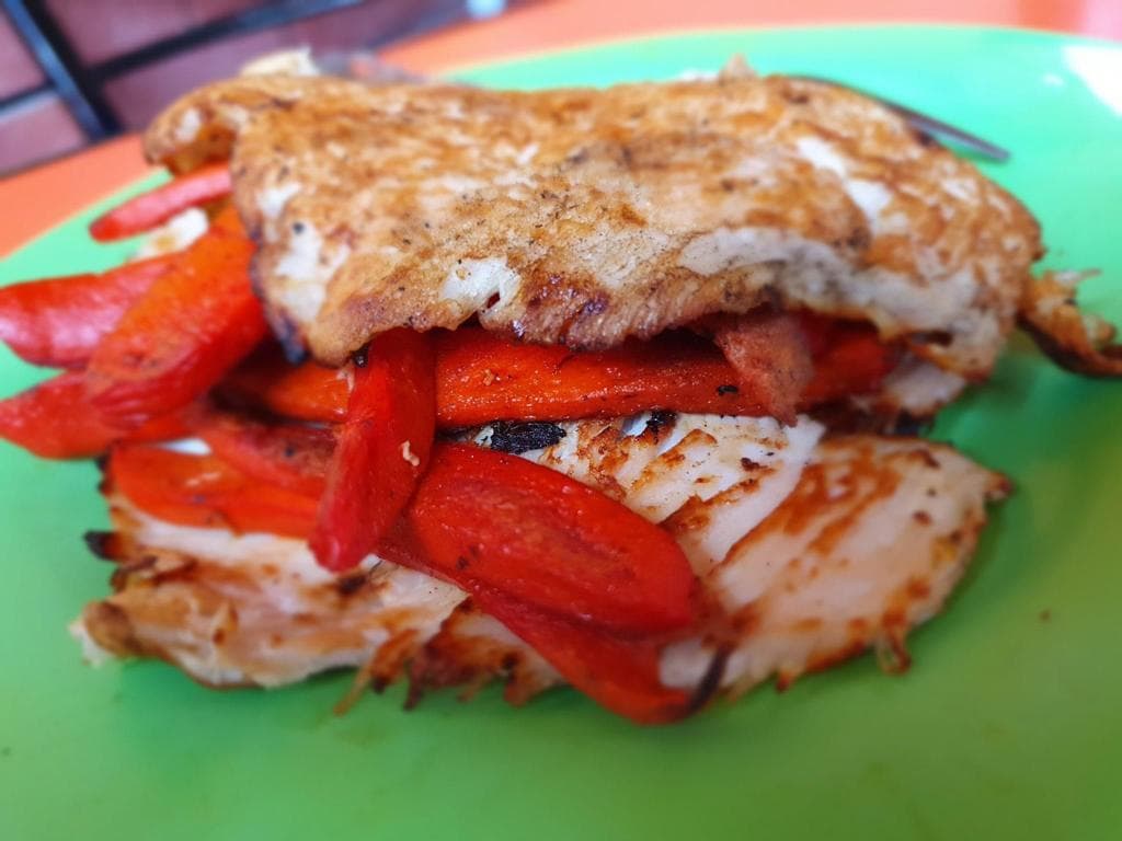 Alambre de Pechuga de Pollo Asada