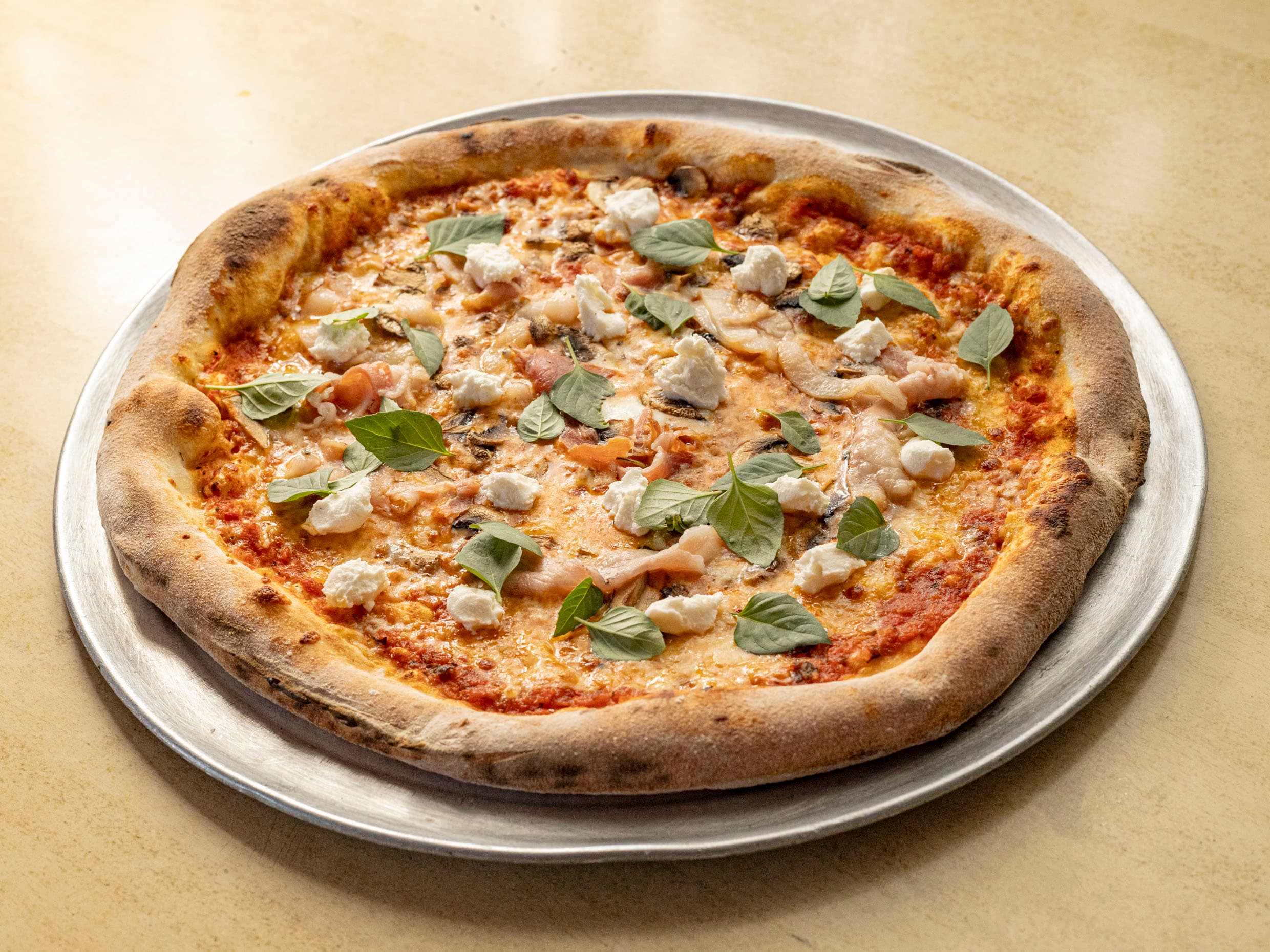 Pizza Montañesa