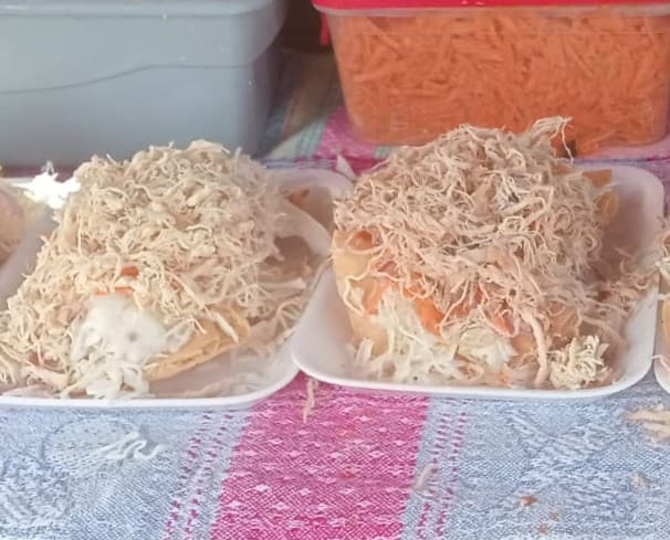 6 Tacos Dorados con Pollo