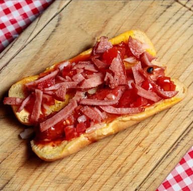 HOTDODG TIA JULIA