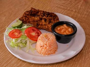 Combo Milanesa de Res + Sopa Aguada