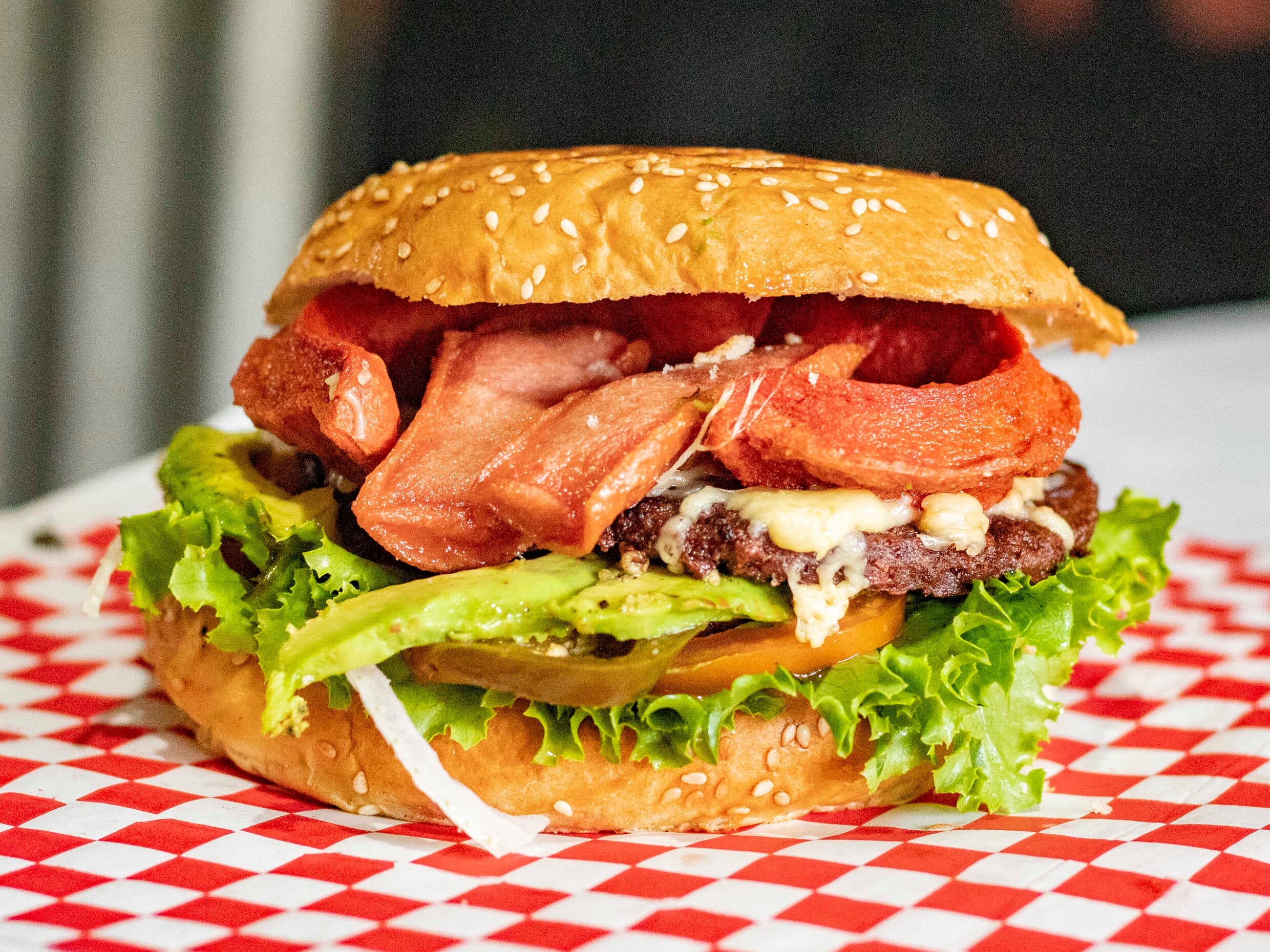 HAMBURGUESA TRAVIESA
