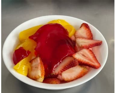 Fuente de Helados con Melocotón y Fresa