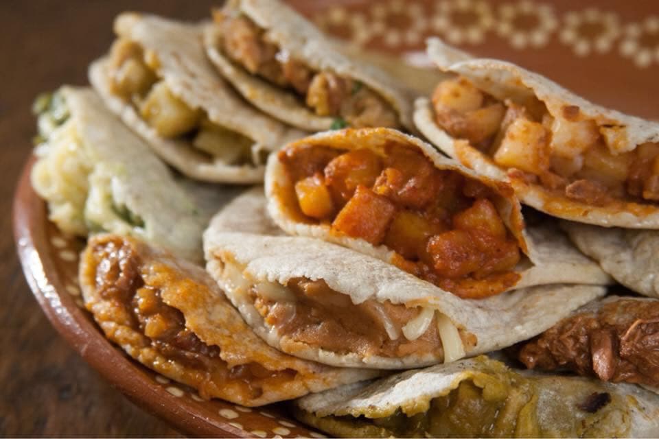 Gordita de Frijoles con Queso