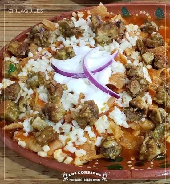 Chilaquiles con Pollo