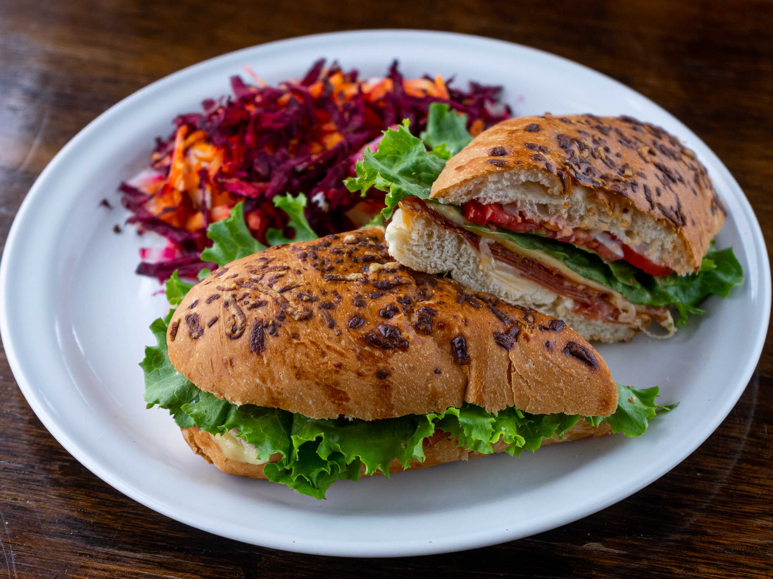 Baguette Carnes Frías