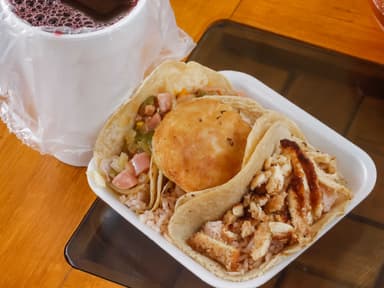 Promo 6 (3 Tacos + 1/2 Lt Agua Fresca)