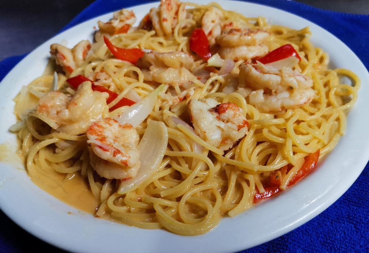 Spaghetti con Mariscos