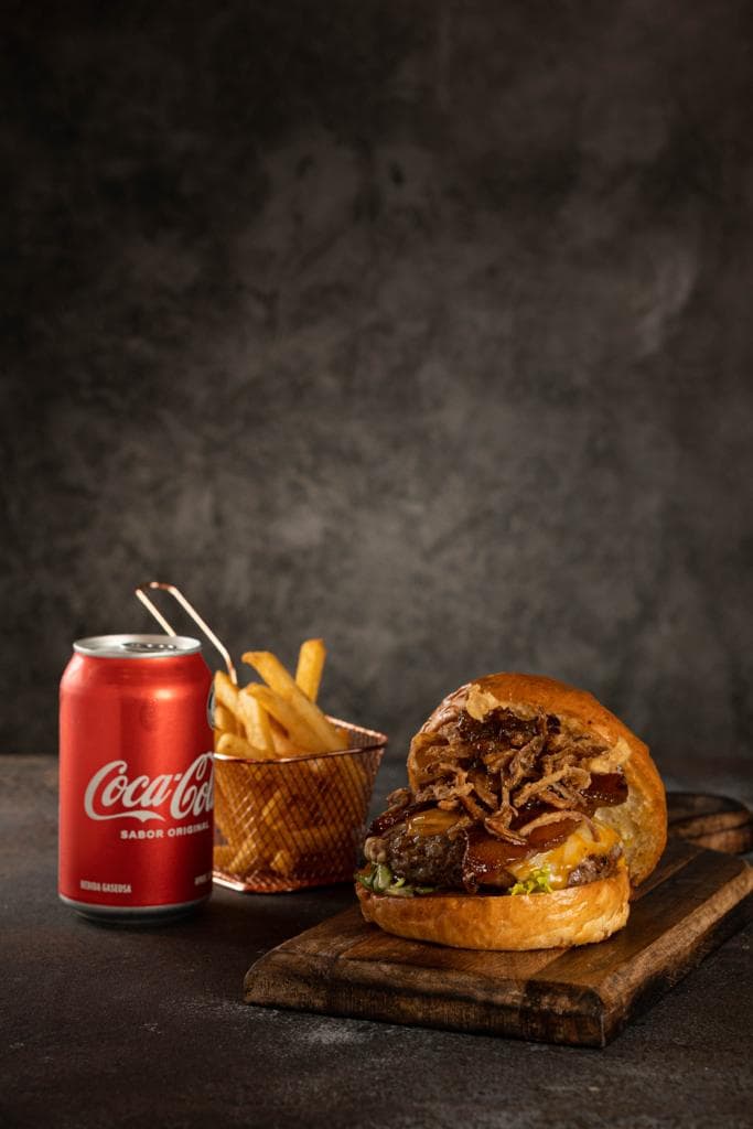 Combo Angus Master + Coca Cola + Papas