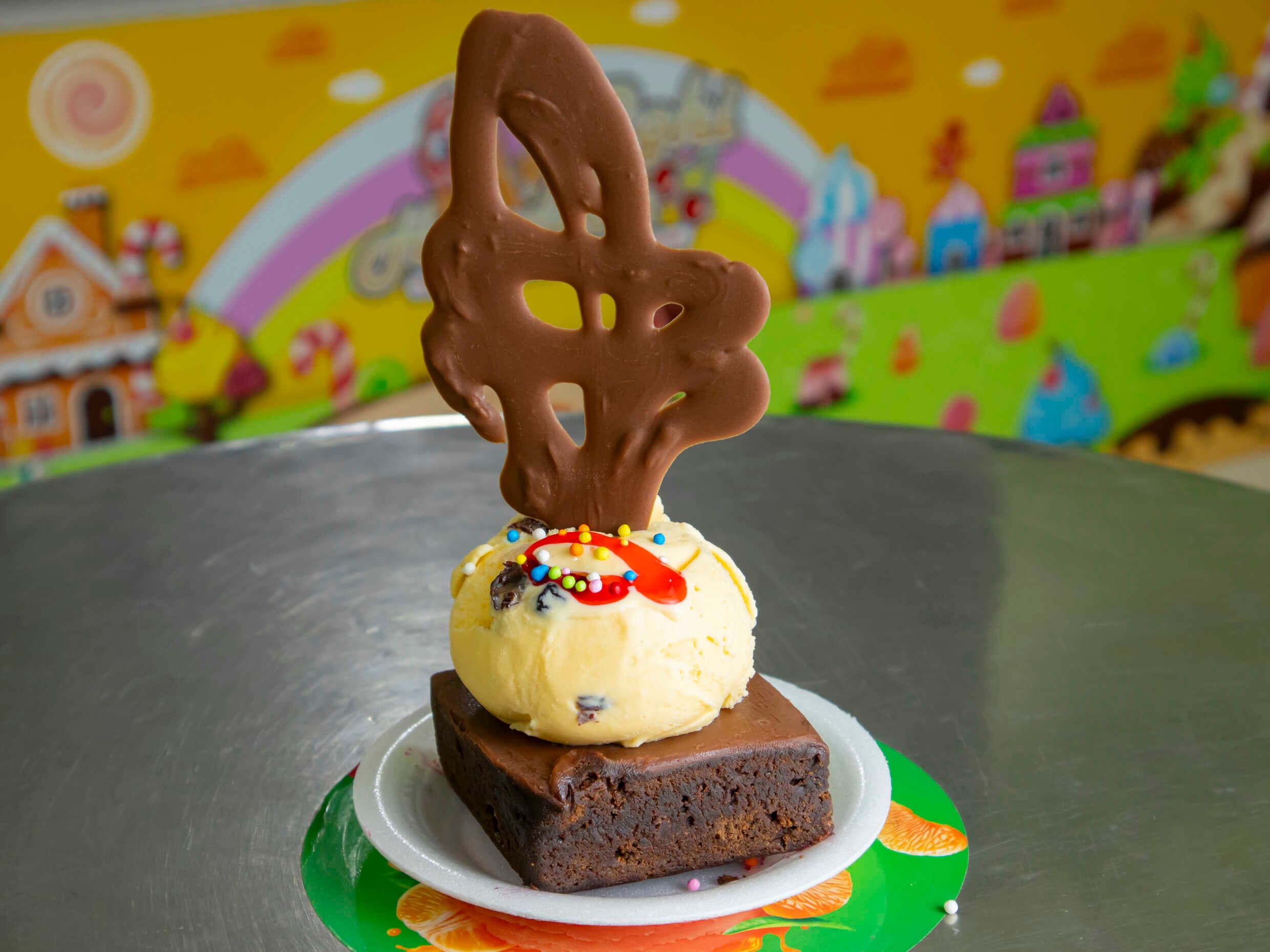 Brownie con Helado