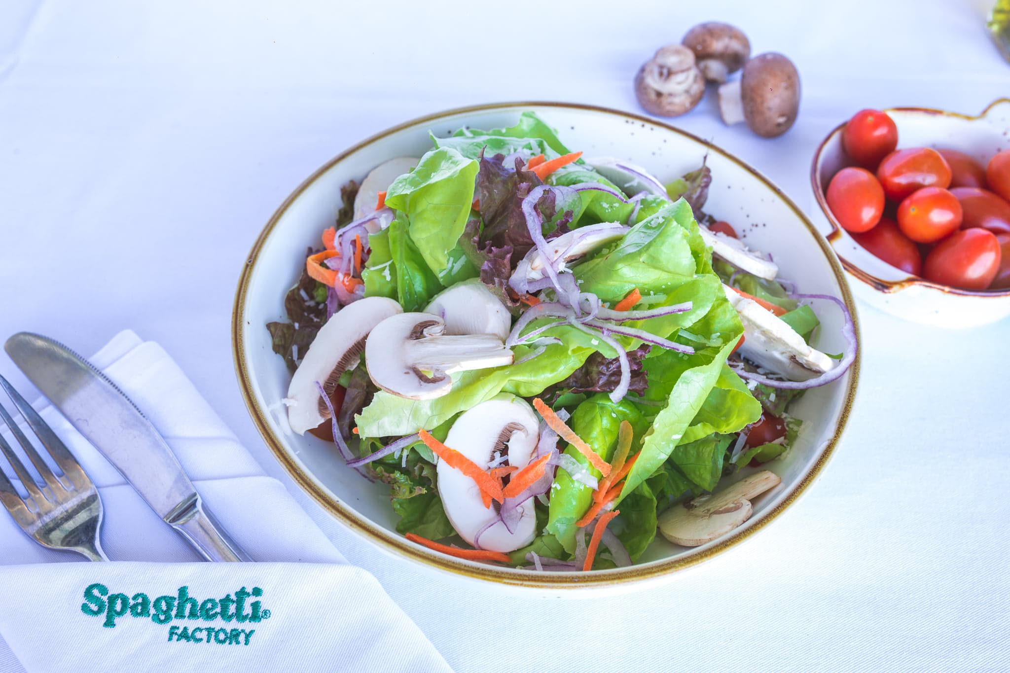 Ensalada Verde con Hongos