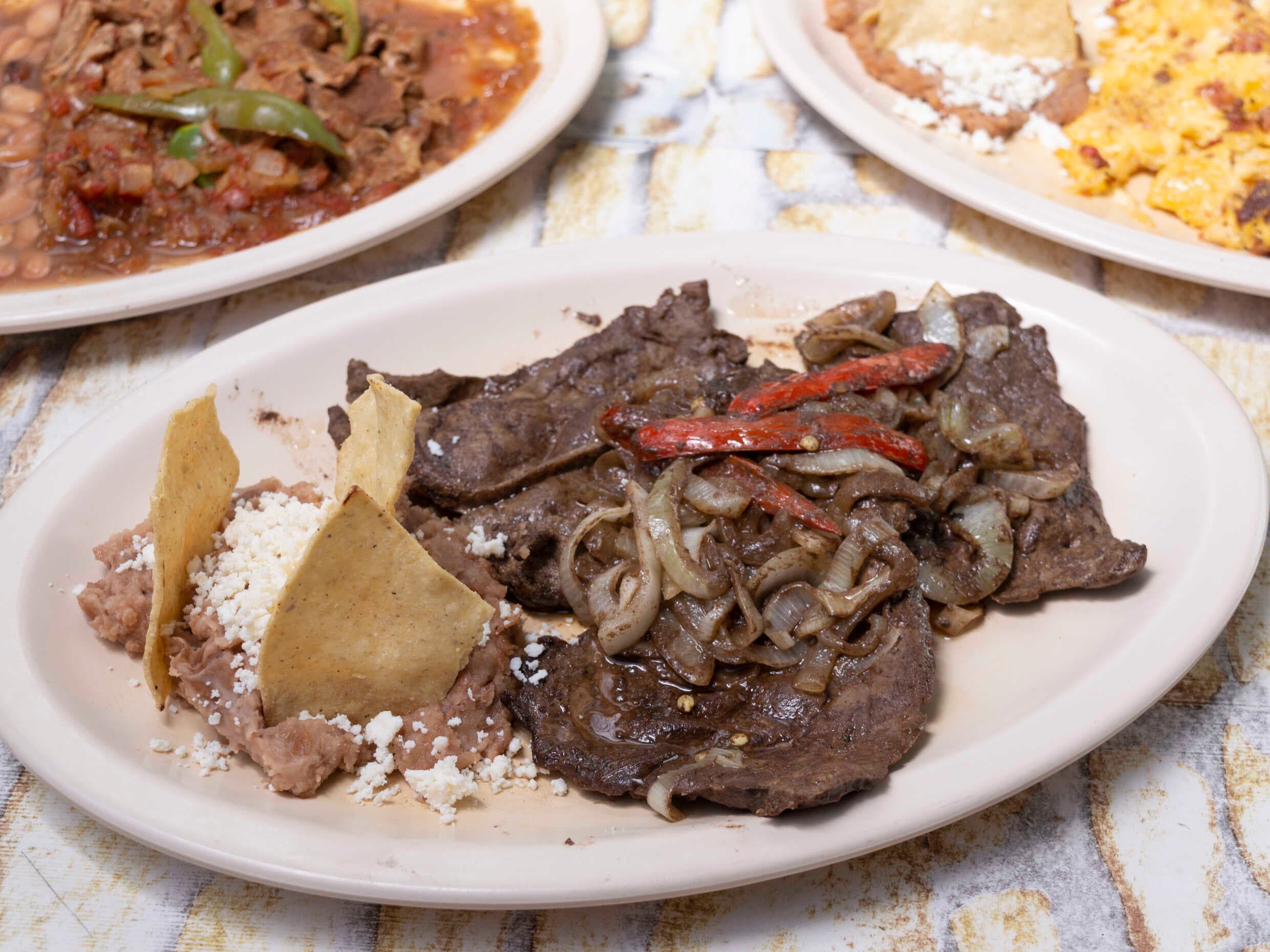 Hígado Encebollado.(comida corrida)