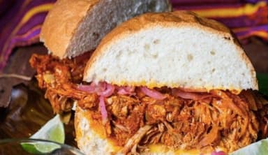 Torta Especial de Cochinita Pibil