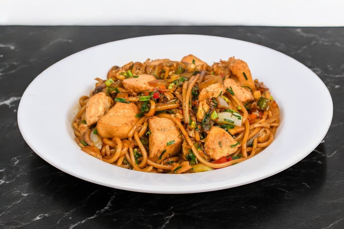 Tallarines Mrs Wok de Pollo (3 Personas)