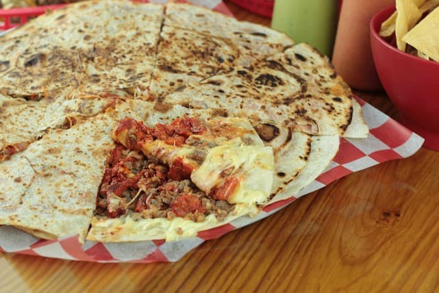 Pizza Campechana