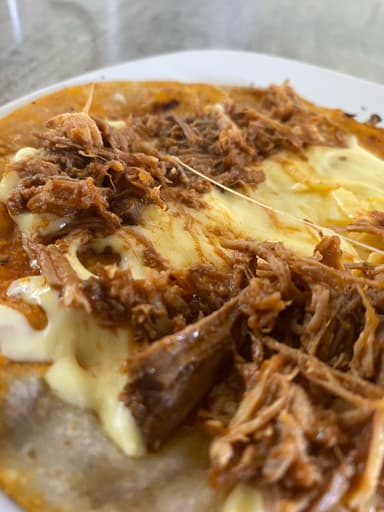Quesabirria de Maíz