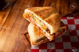 Torta Pollo con Queso Grande