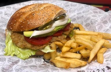 Hamburguesa de Pollo + Papas