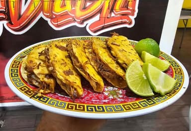 Orden de QuesaTaco de Birria