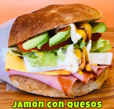 Torta Jamón con Queso