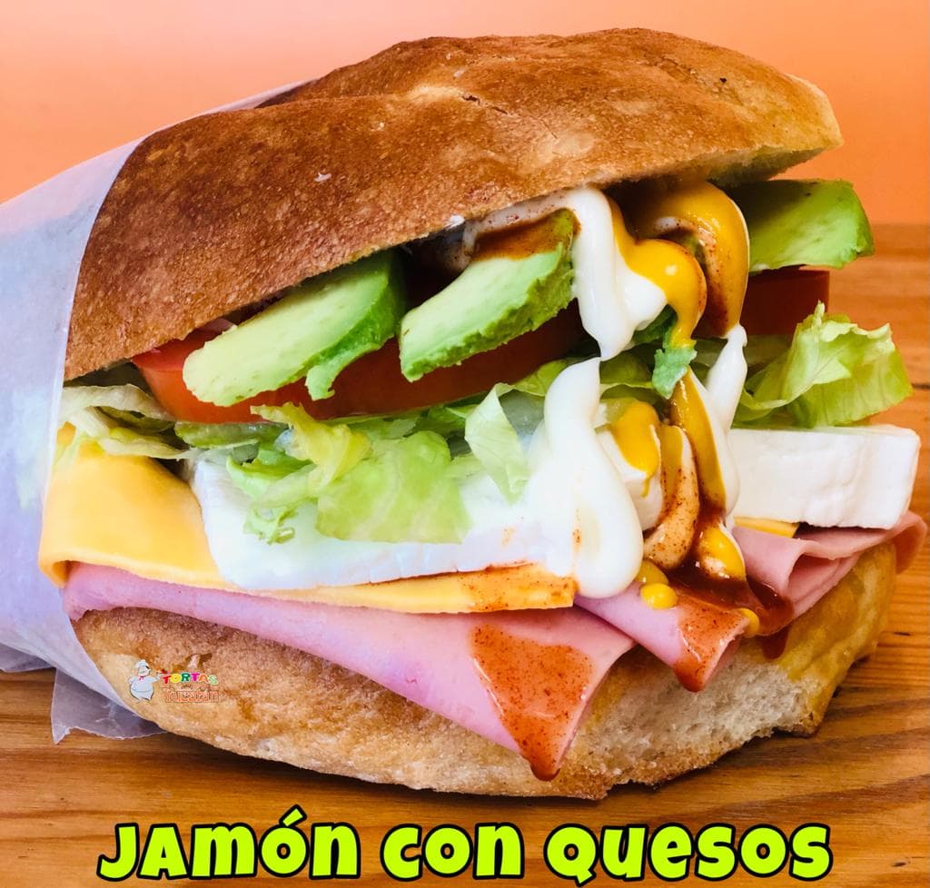 Torta Jamón con Queso