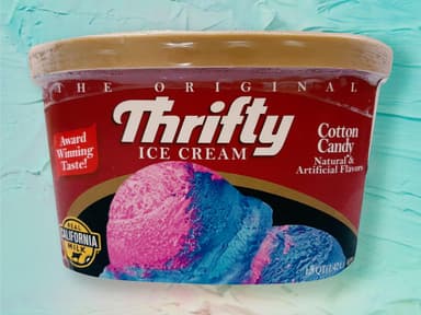Paquete de Helado con 1.42 L + 4 Conos