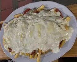 Salchipapa Gratinada + Perro Gratinado