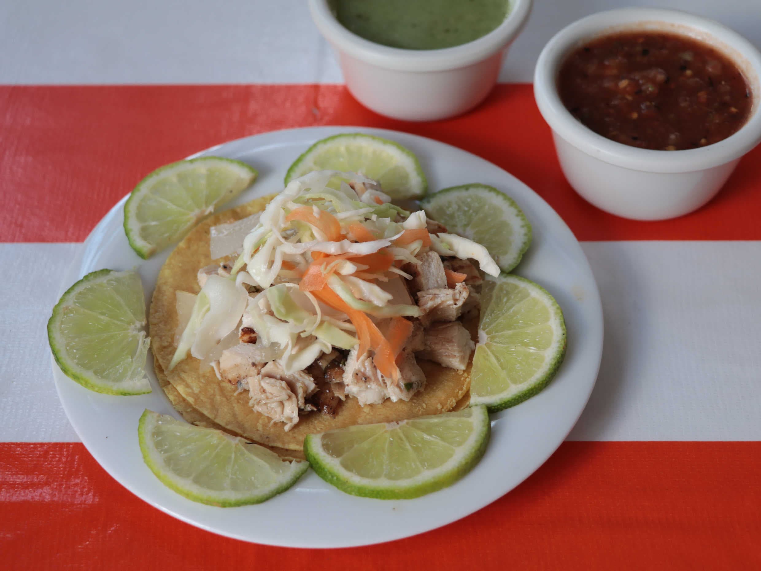 Taco de Poc Chuc de Pollo
