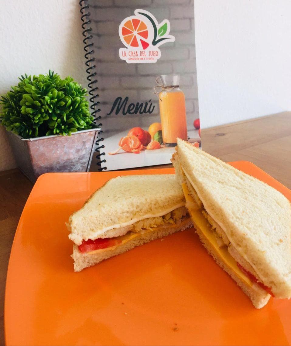 Sándwich de Pollo