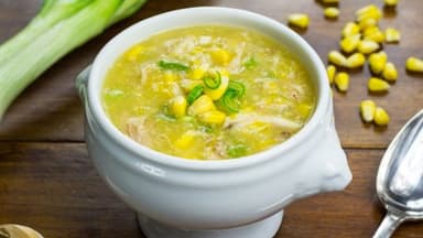 Crema de Pollo con Maíz