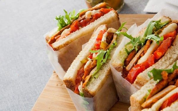 Sándwich de Pierna con Panela