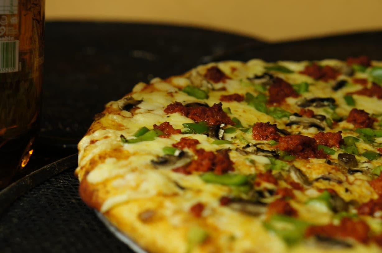 3 Pizzas Familiares, Refresco de 2 Litros Sabores
