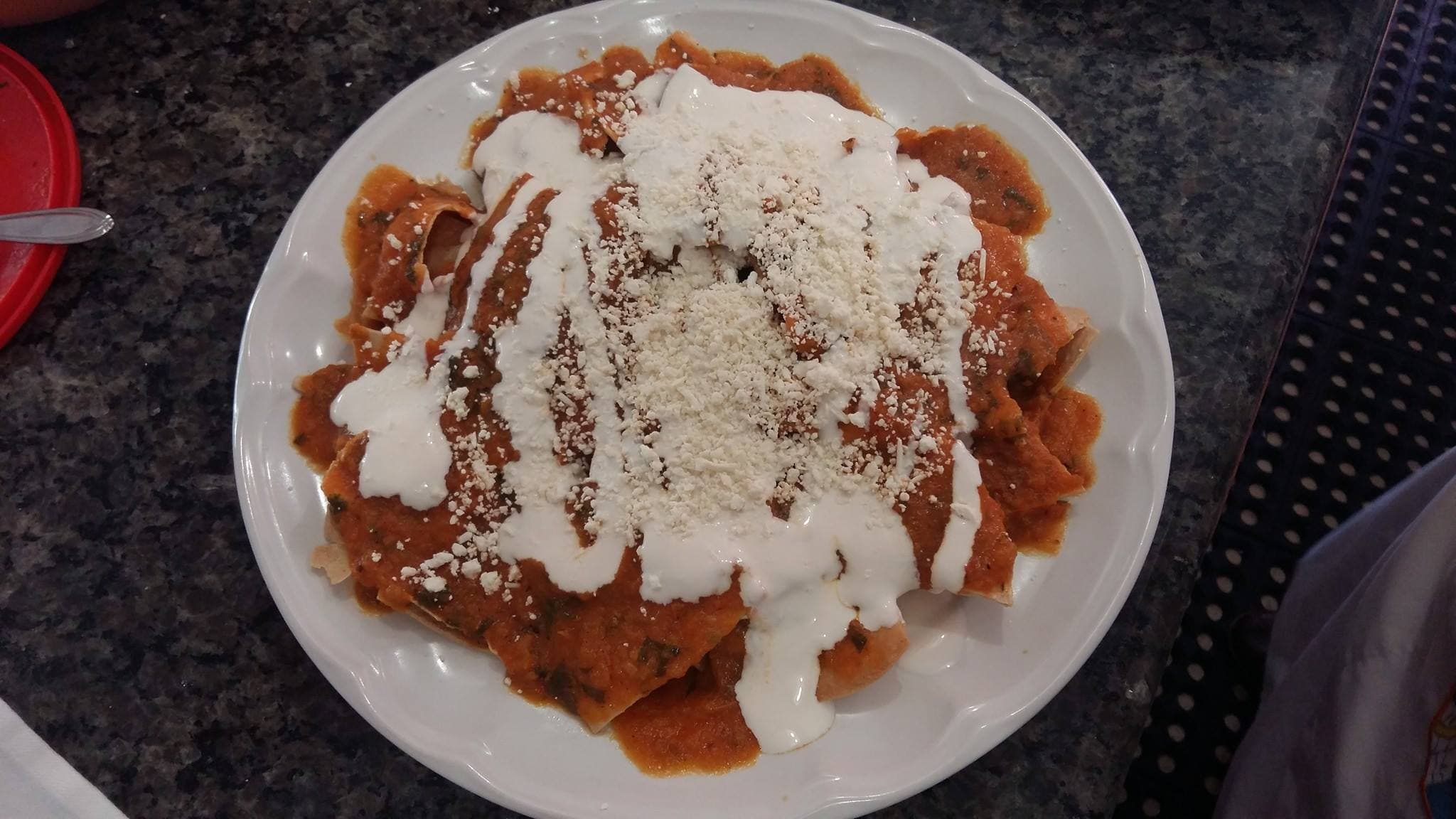 Enchiladas Rojas Con Huevo