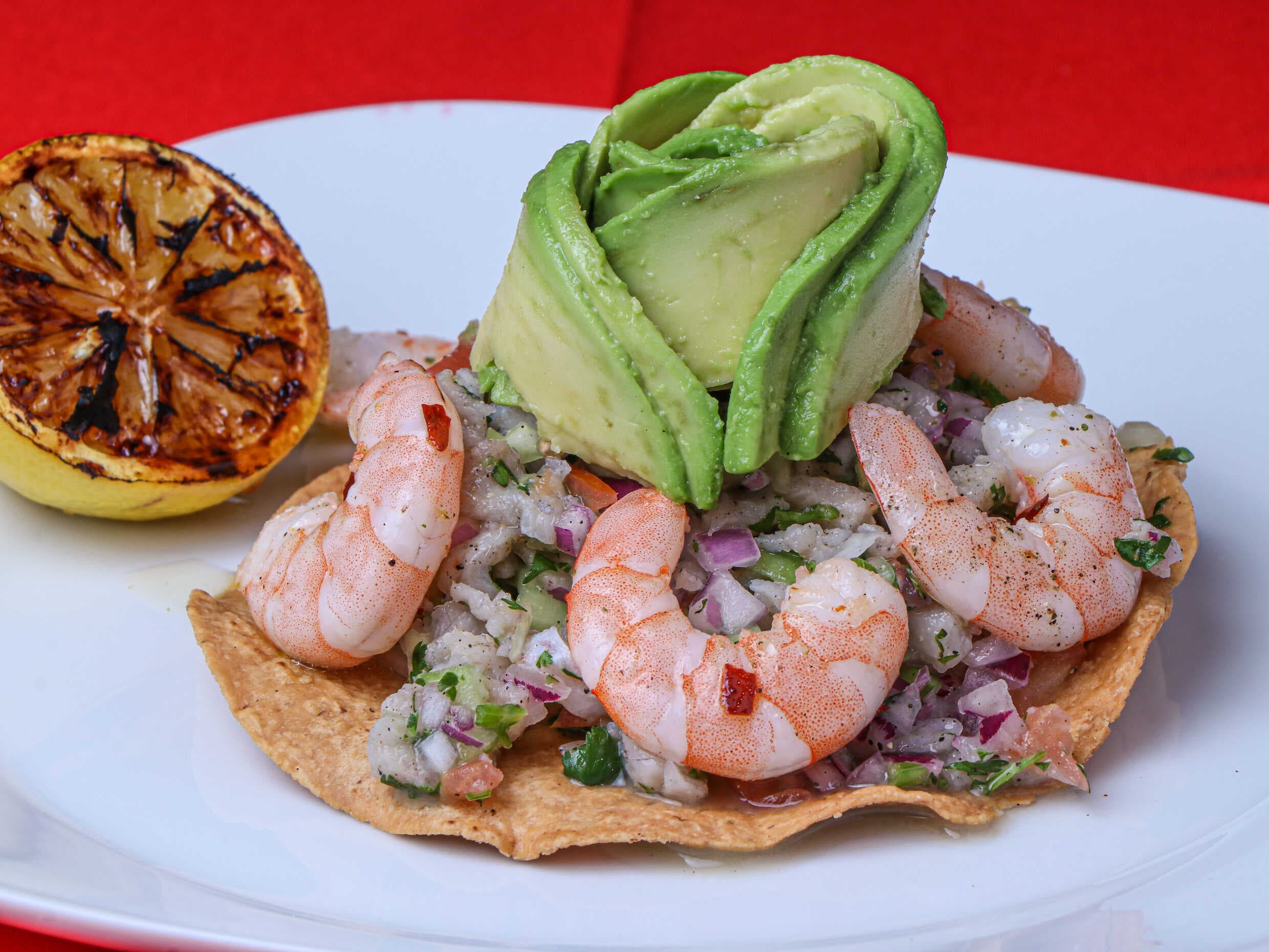 Tostada de Ceviche con Camarones