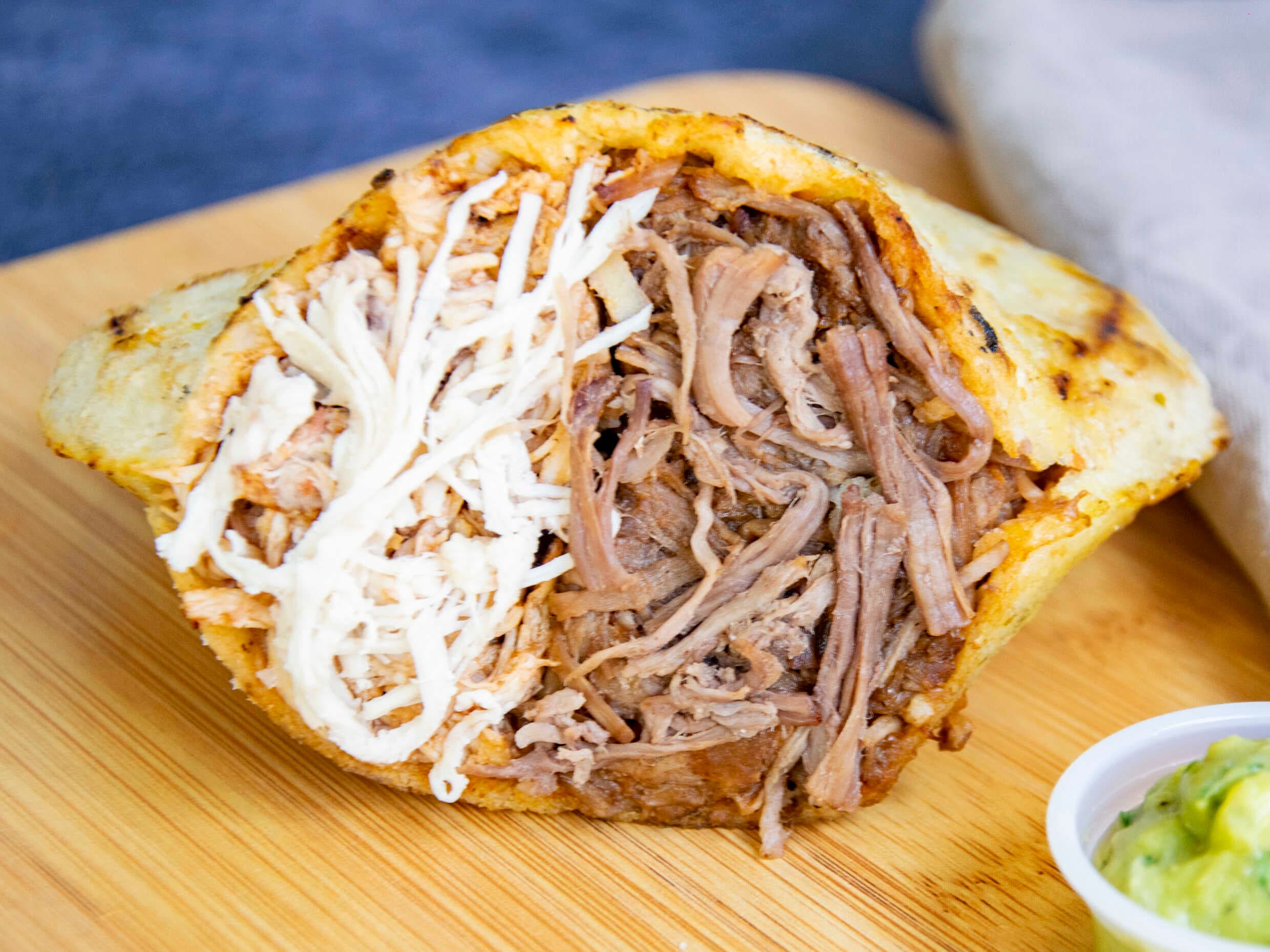Arepa Mixta
