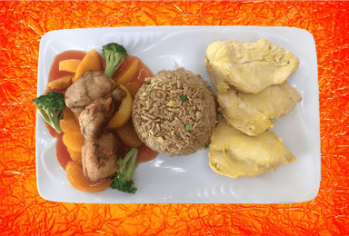 Chicharrón de Pollo más Pollo con Durazno y Chaufa
