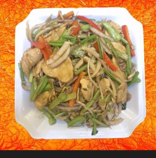 Tallarín con Pollo