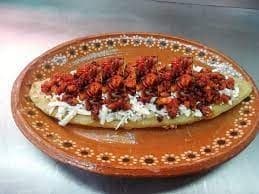 Huarache de Chistorra